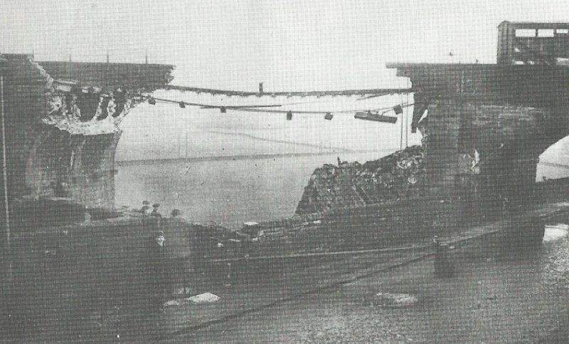 Other image for Drama of the day the viaduct collapsed